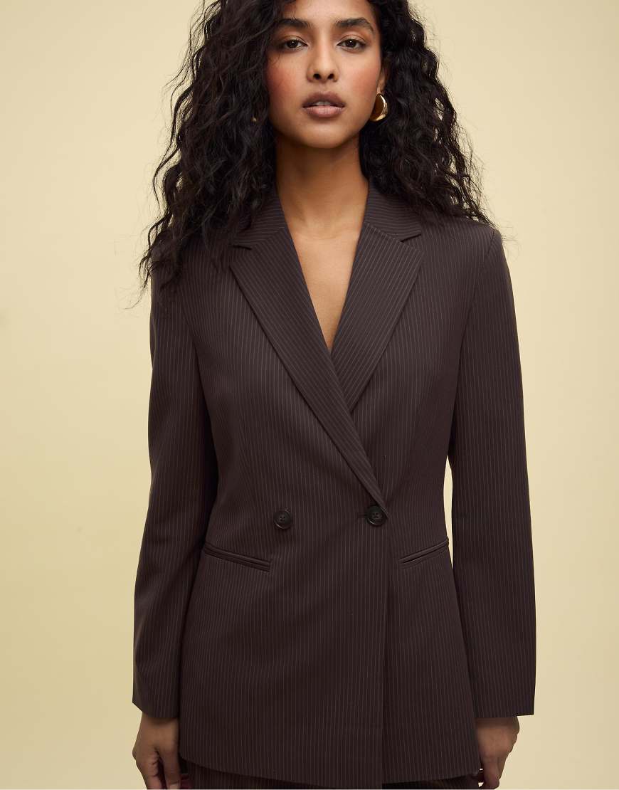 Stradivarius - Zweireihiger Slim-Fit-Blazer in Braun mit Streifen-Brown von Stradivarius