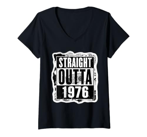 Damen Straight Outta 1976 Geburtstag Herren Damen Distressed Vintage T-Shirt mit V-Ausschnitt von Straight Outta 1976 Birthday Mens Womens Products