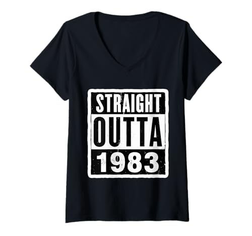 Damen Straight Outta 1983 Geburtstag Damen Herren Distressed Vintage T-Shirt mit V-Ausschnitt von Straight Outta 1983 Birthday Womens Mens Products