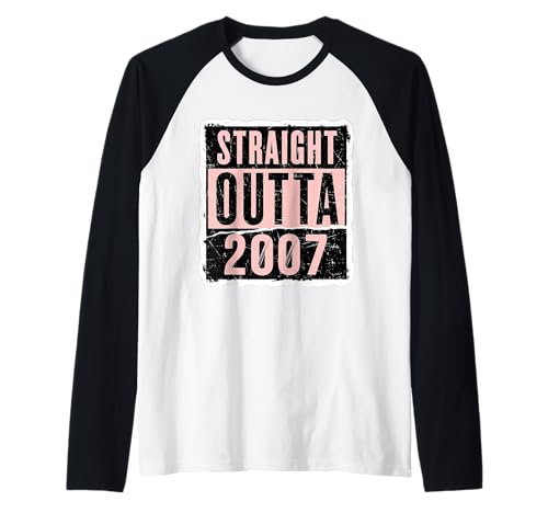 Straight Outta 2007 Geburtstag Damen Mädchen Distressed Funny Raglan von Straight Outta 2007 Birthday Womens Girls Products