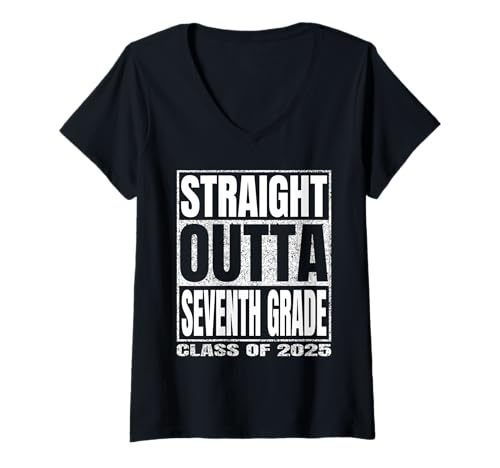 Damen Straight Outta Seventh Grade Graduate Class Of 2025 7th Grad T-Shirt mit V-Ausschnitt von Straight Outta Graduation Class of 2025 School Tee