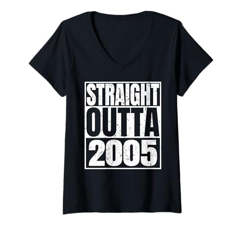 Damen Straight Outta 2005 Vintage Year Classic Birth of Birthday T-Shirt mit V-Ausschnitt von Straight Outta Vintage Birthday Retro Years Store