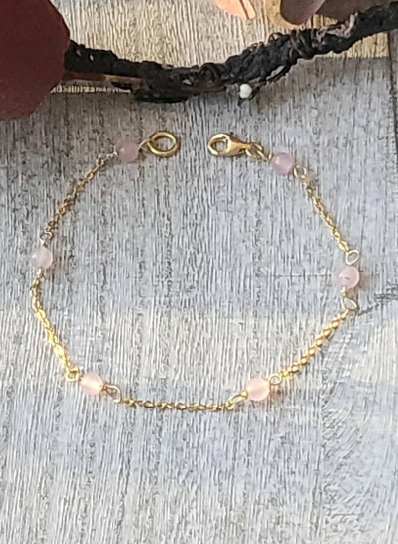 Rosenquarz Silberarmband 18Ct Vergoldet Mit 3 Mm Von Strand7 Freundschaft, Liebe, Brautgeschenk Rosenquarz Silberarmband 18Ct Vergoldet Mit 3 Mm Von Strand7 Freundschaft, Liebe, Brautgeschenk von Strand7