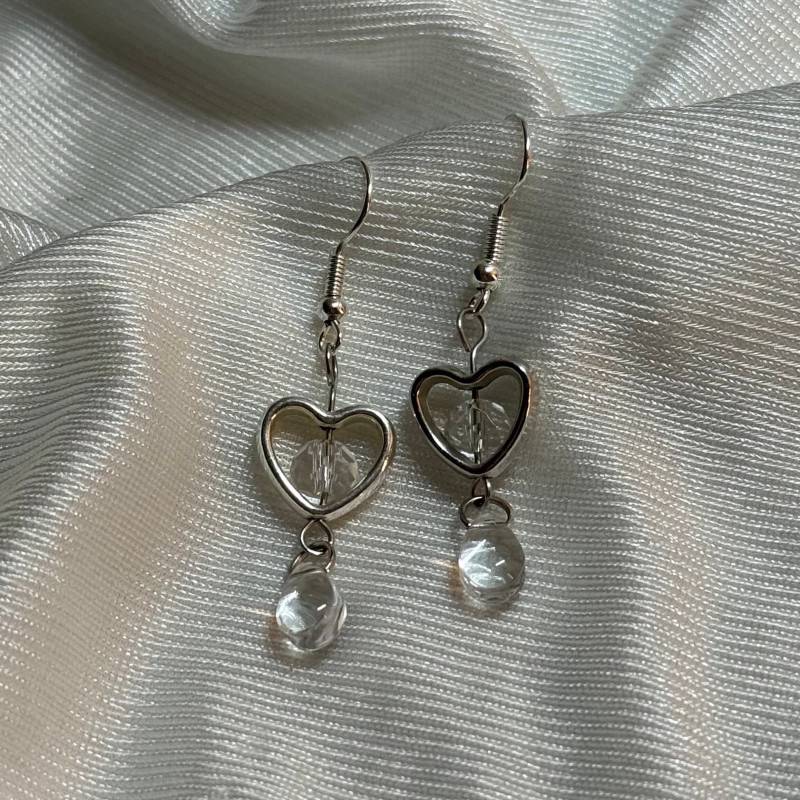 Nothing Matters Earrings von Strawberrycupcake222