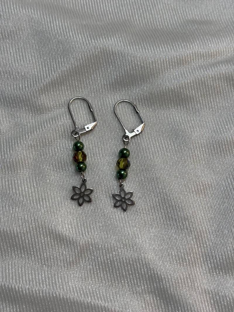 Stainless Steel Earrings - Flowers Nature Spring Cottagecore Summer Green Dark Academia Light Aesthetic Pinterest Unique von Strawberrycupcake222