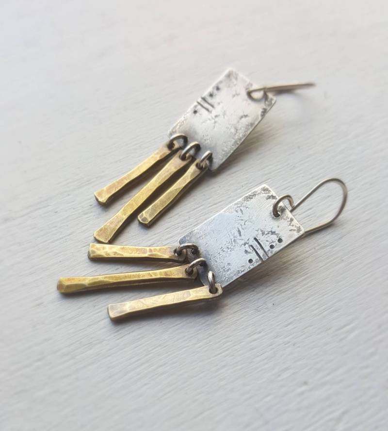 Relikt-Fransen-Ohrringe - Gemischt Metall Silber Und Gold von StrayStones