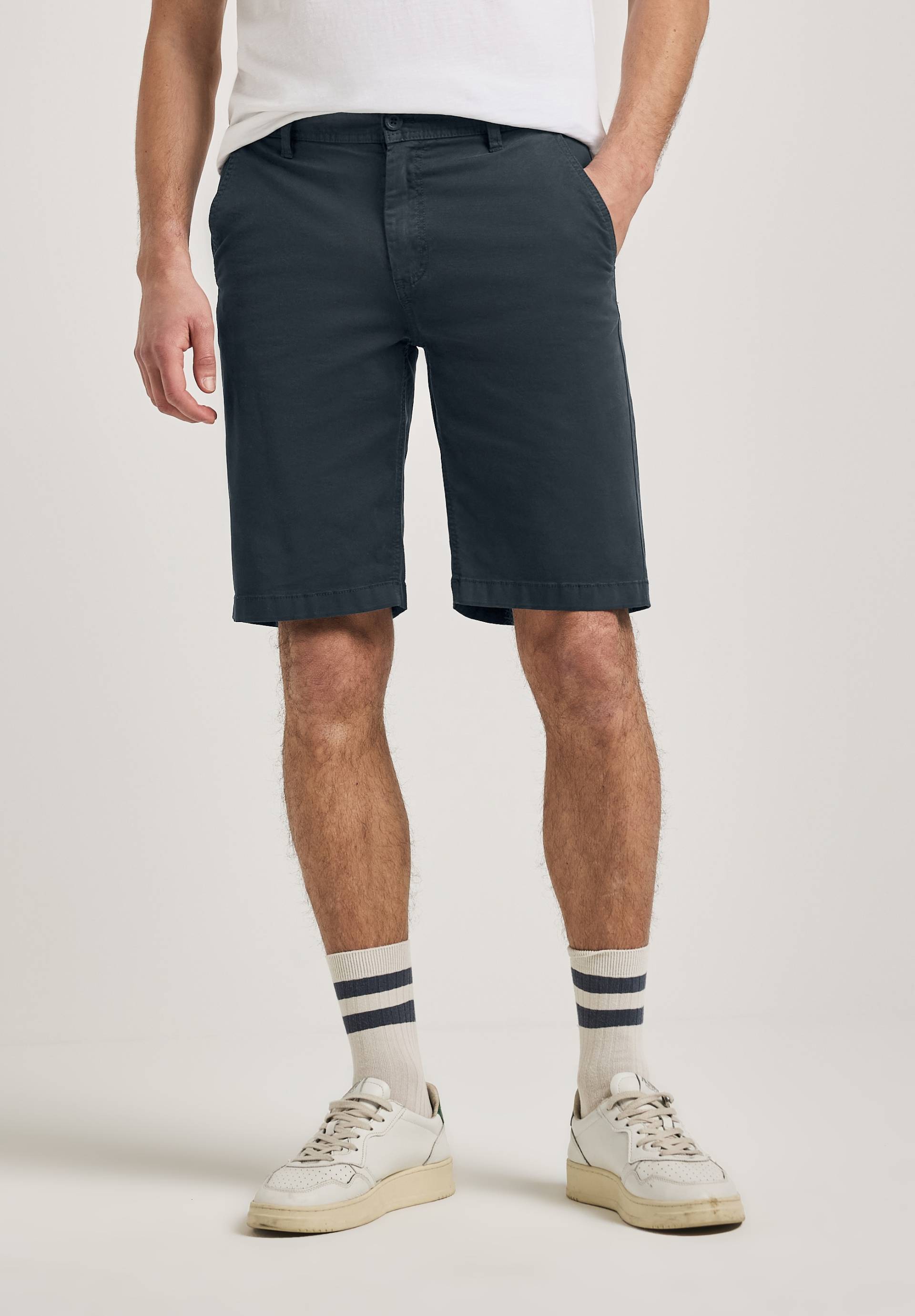 STREET ONE MEN Shorts, aus Baumwolle mit Stretchanteil STREET ONE MEN Shorts, aus Baumwolle mit Stretchanteil von Street One Men