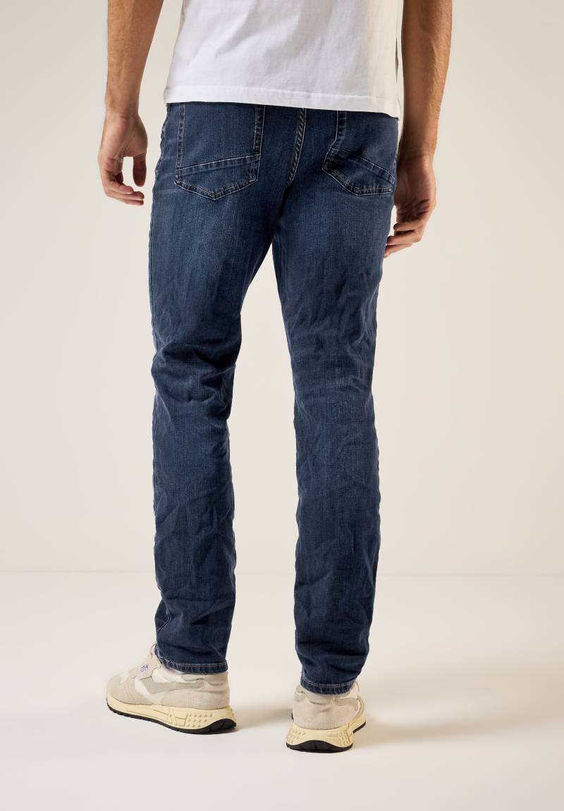 STREET ONE MEN Slim-fit-Jeans, in dunkelblauer Waschung von Street One Men