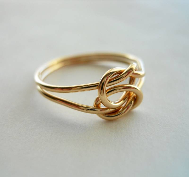 Love Knot - 14K Gold Gefüllter Infinity Ring von StreetBauble