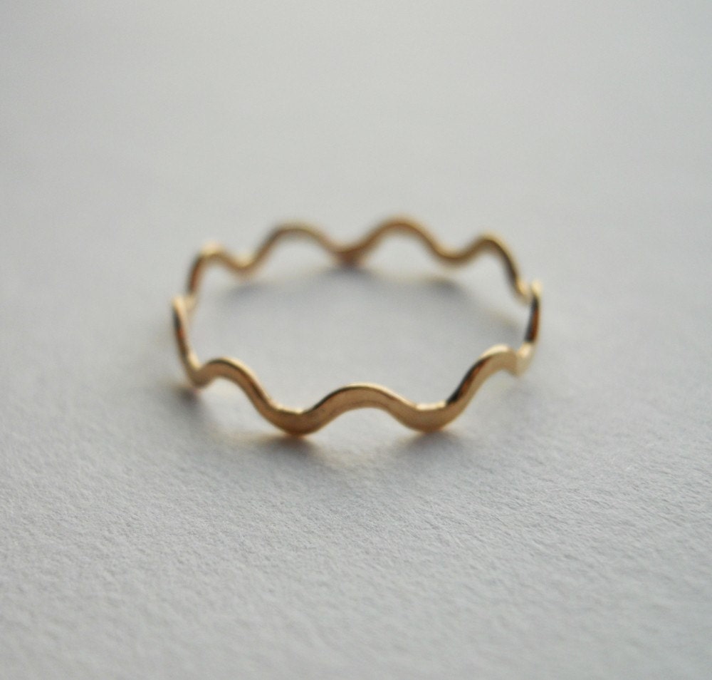 Polygon Ring 14K Gold Filled Gewellter von StreetBauble