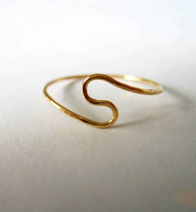 Welle S Ring 14K Gold Fill von StreetBauble