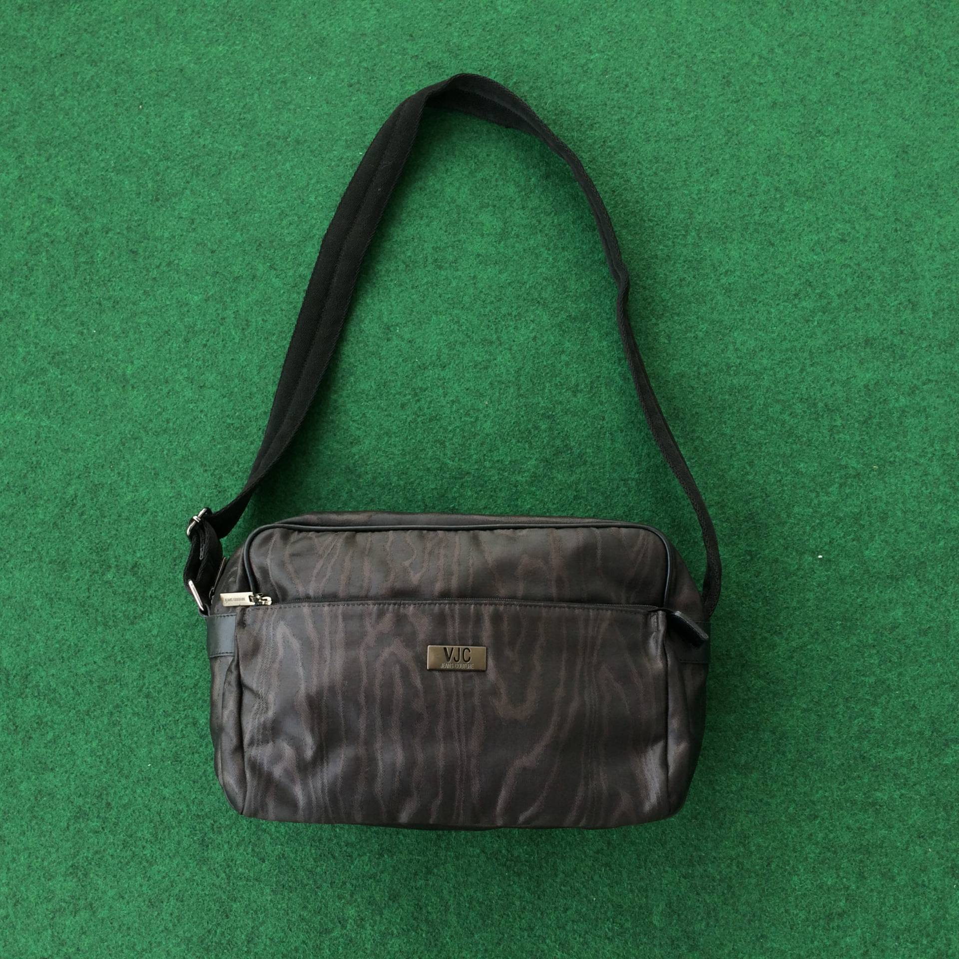 Seltene Versace Jeans Couture High Fashion Damen Tasche Swag Hip Hop Style Streetwear Selten von StreetVintage77