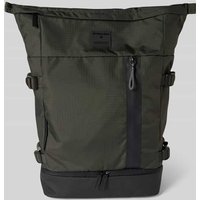 Strellson Rucksack mit Strukturmuster Modell 'sebastian' in Khaki, Größe 1 Strellson Rucksack mit Strukturmuster Modell 'sebastian' in Khaki, Größe 1 von Strellson