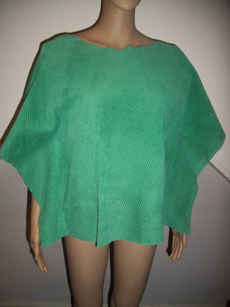 Perforierte Grün 100 % Echtes Weiches Leder Batwing Top/Tunika Größe 8 von Strengthwarrior