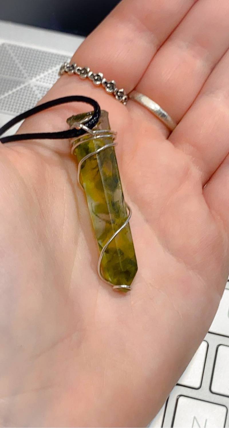 Twenty One Pilots Anhänger Halskette Konzert Konfetti Grün Gelb von StrghtChlorine