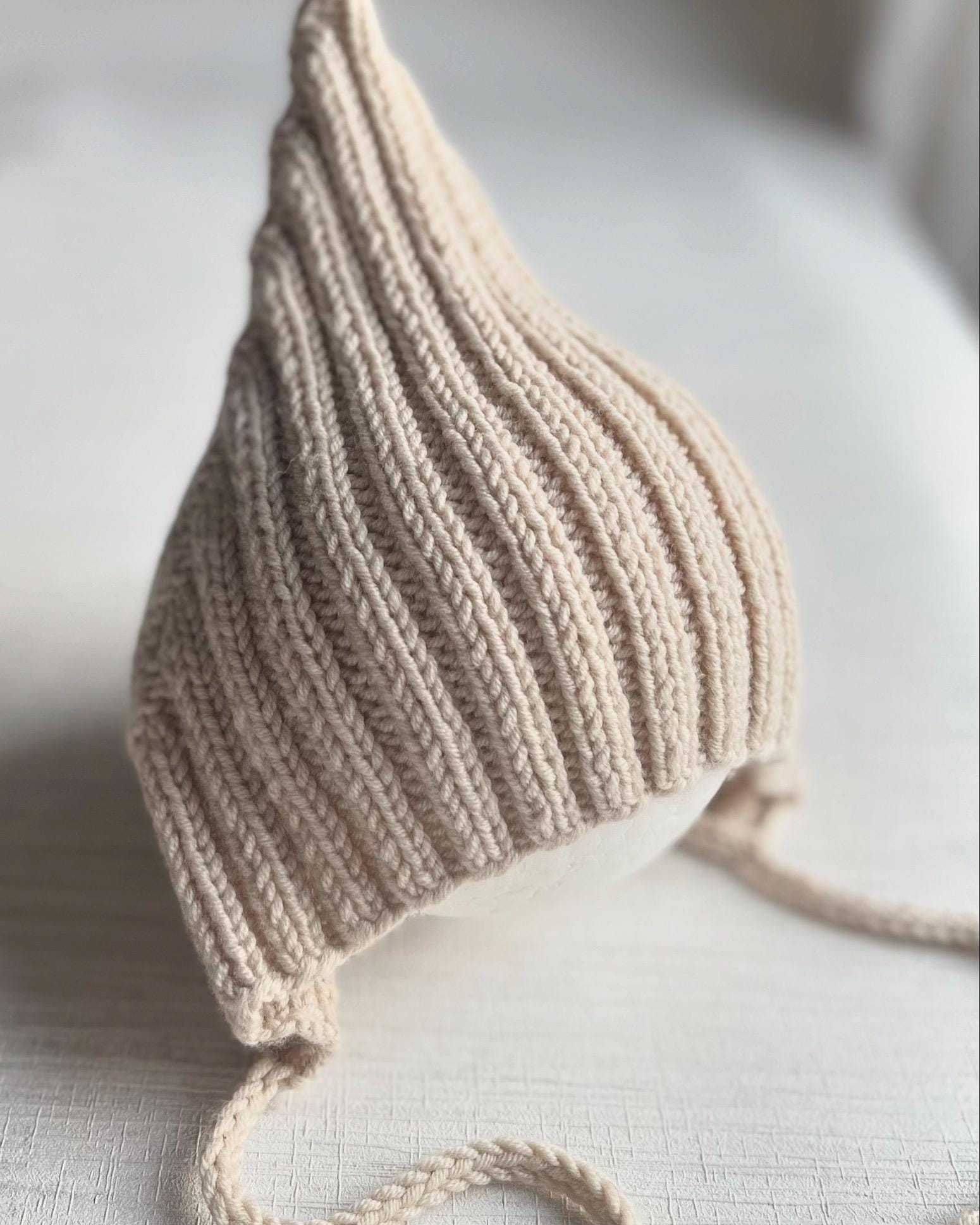 Babymütze, Zwergenmütze Merinowolle Gr. 43 - 46 cm, 4 9 Monate, Babymütze Gestrickt von StrickLaune