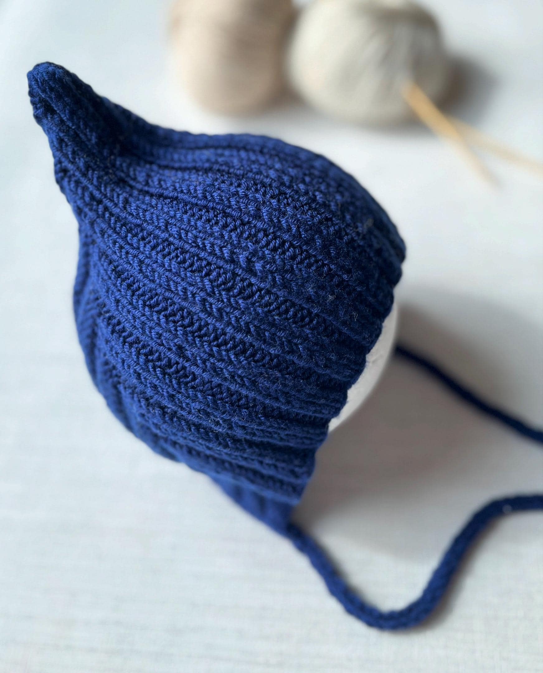 Babymütze Merinowolle Gr. 37 - 40 cm, 0 3 Monate, Zwergenmütze, Pixiemütze von StrickLaune