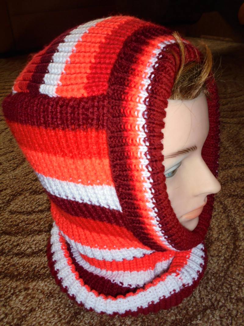 Wende, -Schlupfmütze Für Erwachsene "Dunkelrot, Rottöne" von Strickbiene59