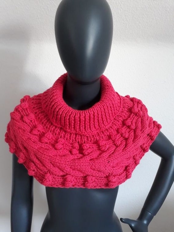 Schulterwärmer Megan I | Rot, Granatapfel von Strickeninthecity