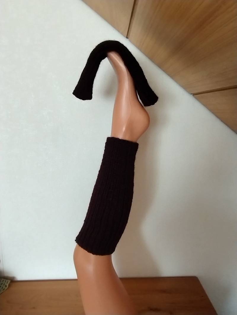 Beinstulpen Aus Merinowolle -Kaschmirwolle Dunkelweinrot Schwarz Schimmernd Beinstulpen Aus Merinowolle -Kaschmirwolle Dunkelweinrot Schwarz Schimmernd von StrickfeeShop