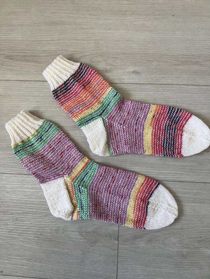 Handgestrickte Wollsocken Gr. 40/41 Handgestrickte Wollsocken Gr. 40/41 von Strickfinchen