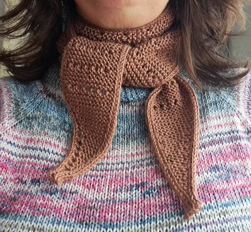 Handgestricktes Halstuch Sophie Schal Scarf Shawl Geschenkidee Damen Unikat Braun Handgestricktes Halstuch Sophie Schal Scarf Shawl Geschenkidee Damen Unikat Braun von Strickmariechen