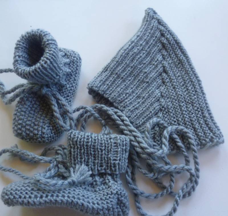 1 Set Pixiemütze Oder Zwergenmütze Mit Den Passenden Schühchen Dazu Es Ist Handarbeit von StrickschuhZauberfee