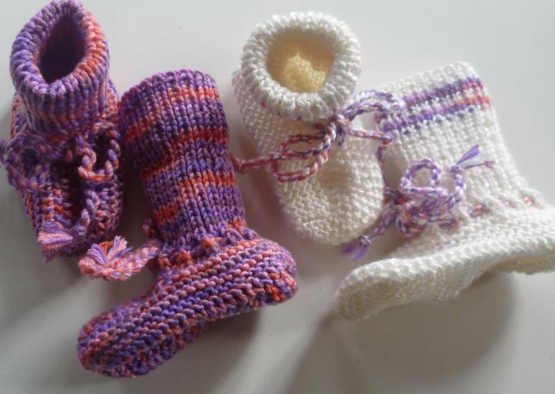 Mit Liebe Handgestrickte Baby-strickschuhe Mit Liebe Handgestrickte Baby-strickschuhe von StrickschuhZauberfee
