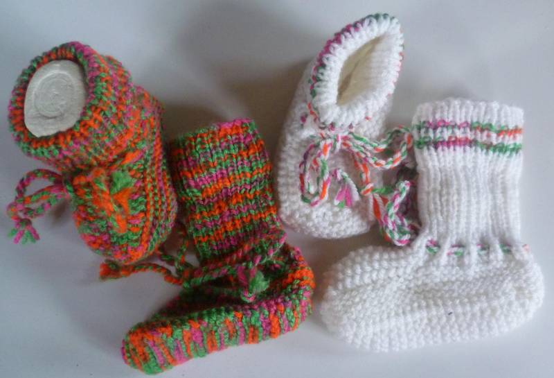 Mit Liebe Handgestrickte Baby-strickschuhe von StrickschuhZauberfee