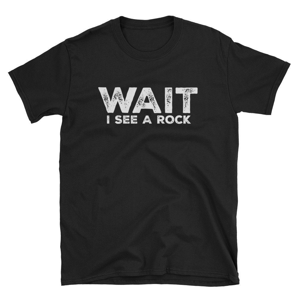 Geologe Warten Ich Einen Rock Lustige Geologie Wissenschaft Mineral Sammler Lehrer Schüler Geschenk T-Shirt Sehen Geologe Warten Ich Einen Rock Lustige Geologie Wissenschaft Mineral Sammler Lehrer Schüler Geschenk T-Shirt Sehen von StrikeAChordClothing