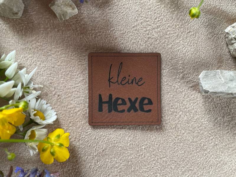 Lederlabel #168 Kleine Hexe, Label, Patch, Aufnäher Lederlabel #168 Kleine Hexe, Label, Patch, Aufnäher von Stritzikistl