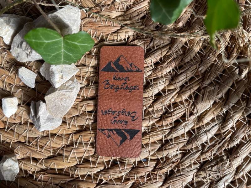 Lederlabel #332 Kleiner Bergsteiger, Label, Patch, Aufnäher, Klapplabel, Wandern von Stritzikistl