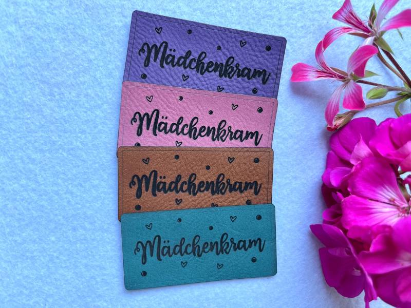 Lederlabel #577, Mädchenkram, Aufnäher, Patch, Label, Kunstleder Lederlabel #577, Mädchenkram, Aufnäher, Patch, Label, Kunstleder von Stritzikistl