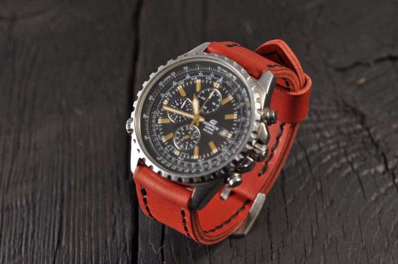 Handgefertigtes Leder Herren Uhrenarmband 16mm 18mm 20mm 22mm 24mm 26mm Lava von StrongHorseCraft