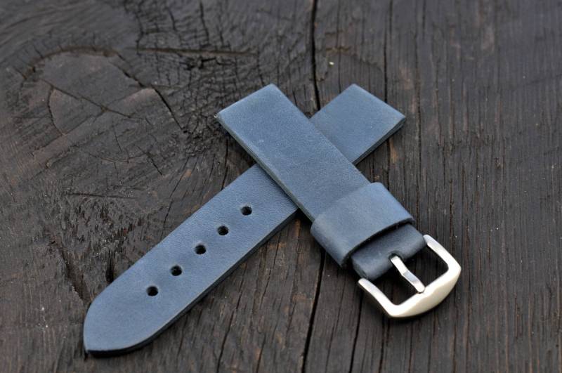 Handgefertigtes Leder Herren Uhrenarmband Blau 16mm 18mm 20mm 21mm 22mm 24mm 26mm von StrongHorseCraft
