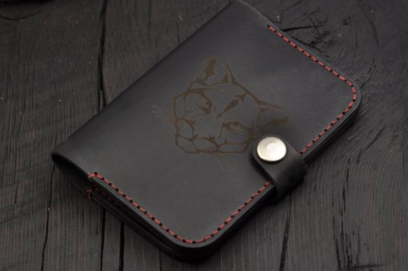 Reisepass-Abdeckung, Custom Leder Pass Halter Graviert, Reise-Geldbörse, Reisepass Brieftasche, Geschenk Für Ihn von StrongHorseCraft