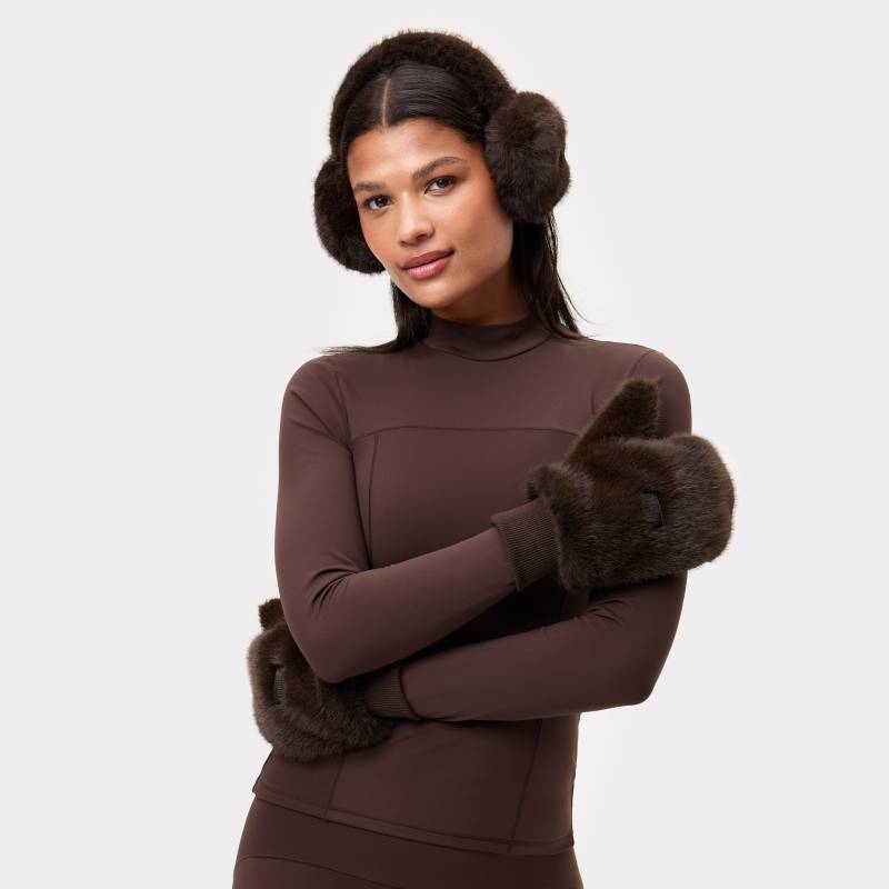 Faux Fur Mittens von Stronger