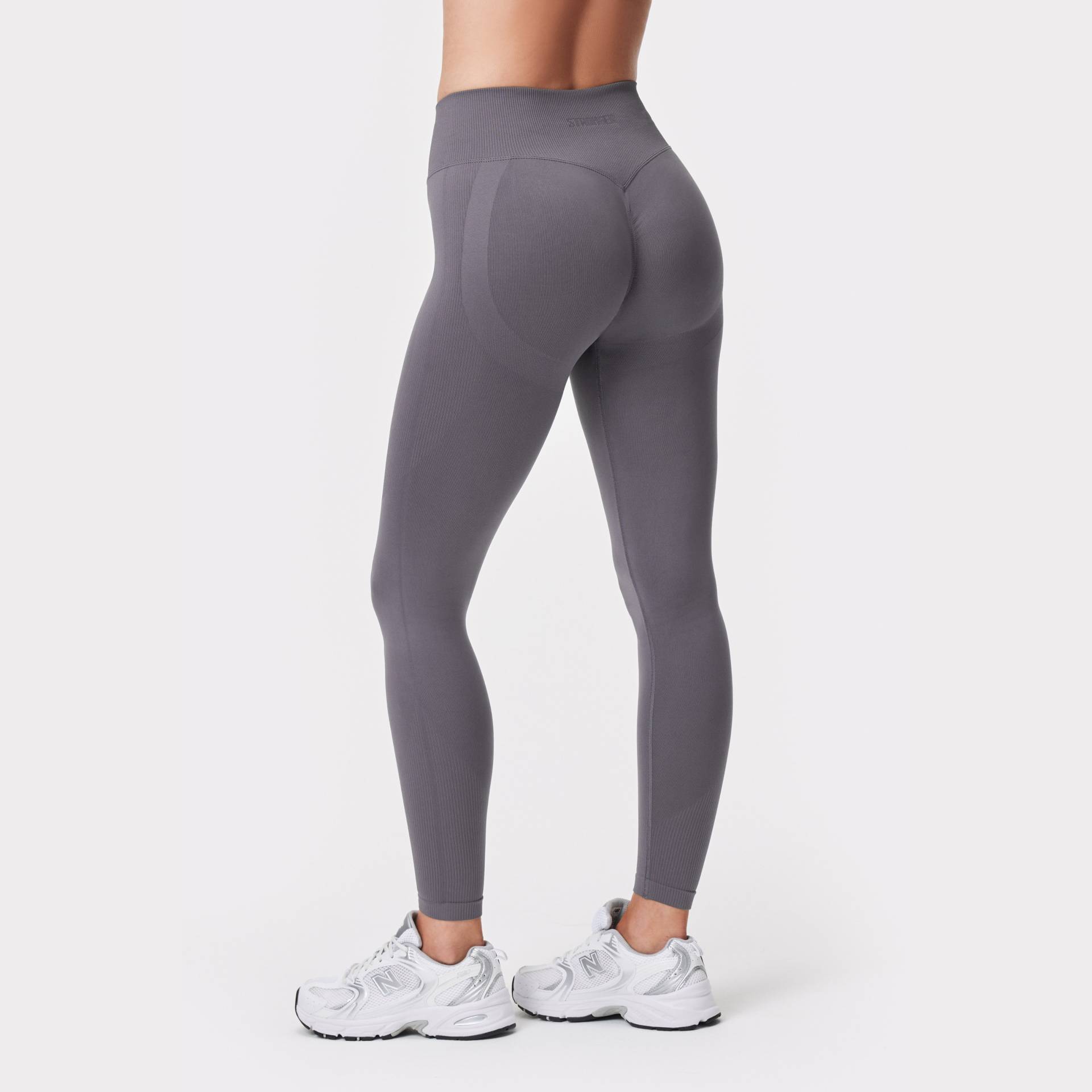 Seamless Contour Leggings von Stronger