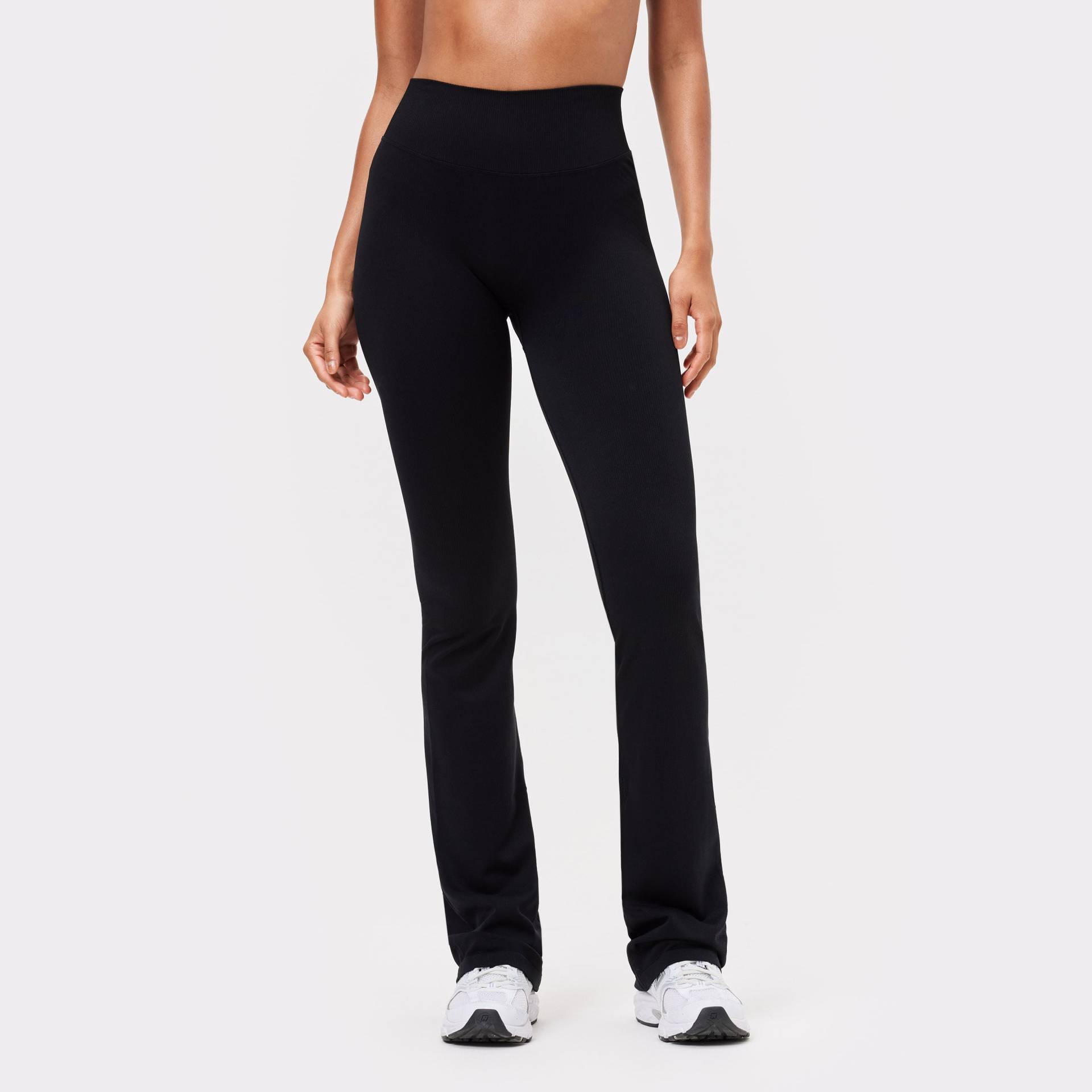 Seamless Contour Ribbed Bootcut Leggings von Stronger