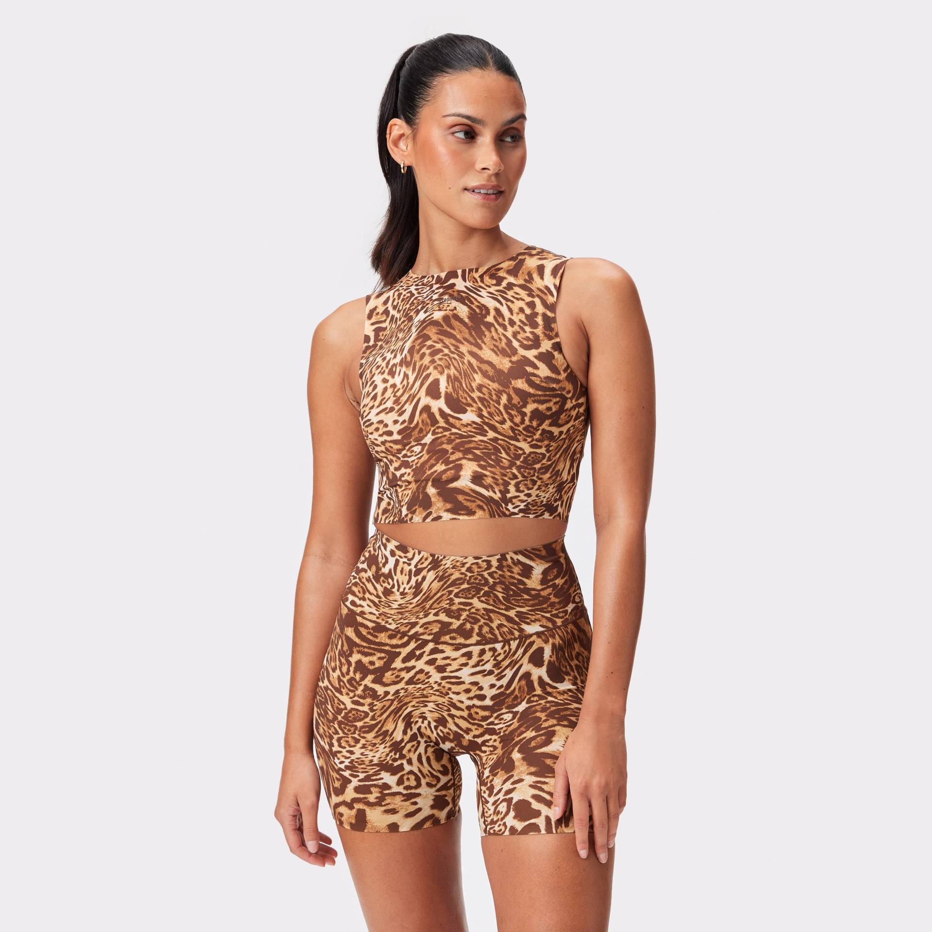 Sleek Crop Top von Stronger