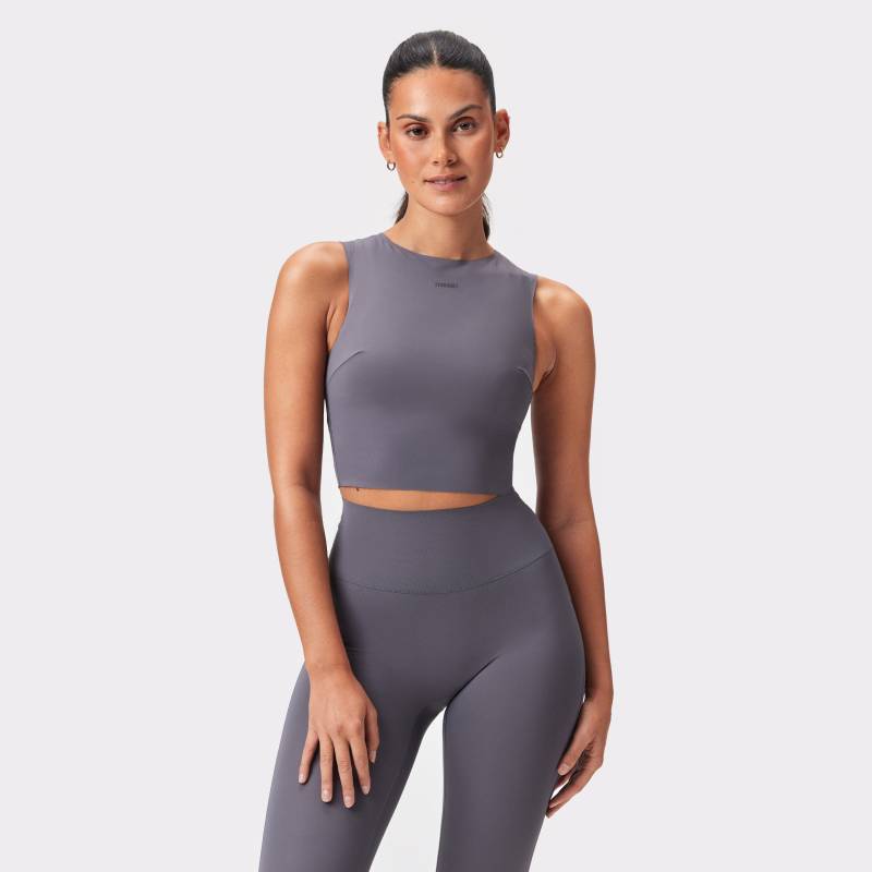 Sleek Crop Top von Stronger