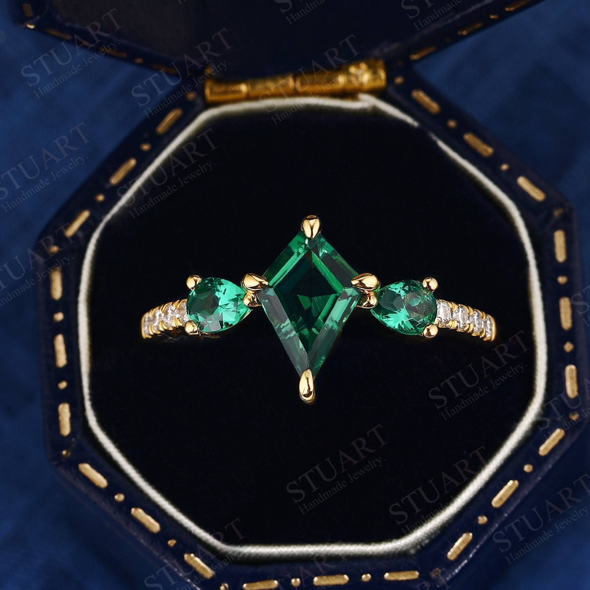 Drachen Form Lab Erstellt Smaragd Ring Solide Gelb Gold Braut Für Frauen Hochzeit Verlobung Band Edelstein Handgemachte Drachen Form Lab Erstellt Smaragd Ring Solide Gelb Gold Braut Für Frauen Hochzeit Verlobung Band Edelstein Handgemachte von StuartTreesr