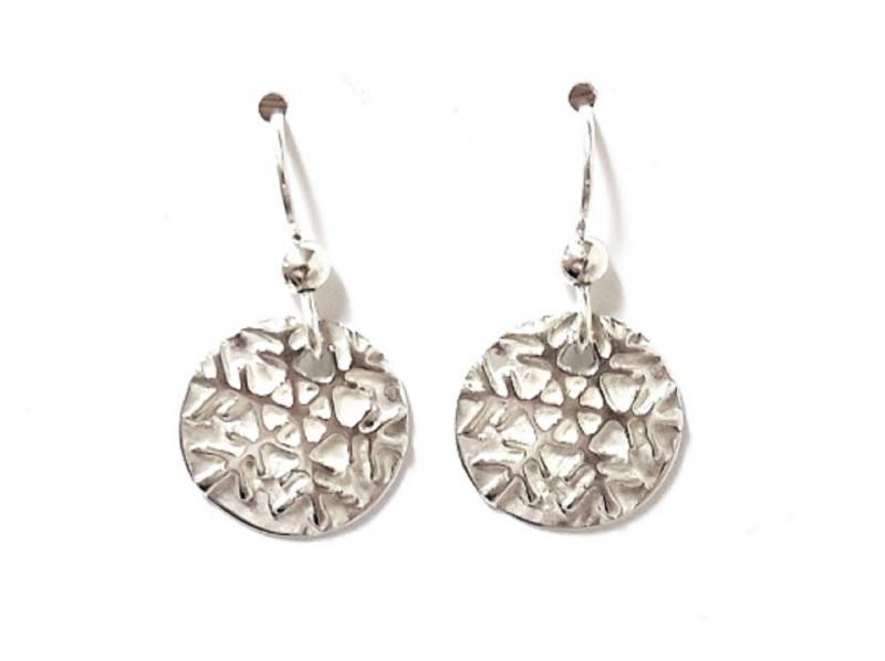 sterling Silber Schneeflocke Ohrringe, 14 Mm Ohrhänger, Winter Schmuck, Weihnachtsgeschenke, Urlaub Accessoires von StuckOnSilver