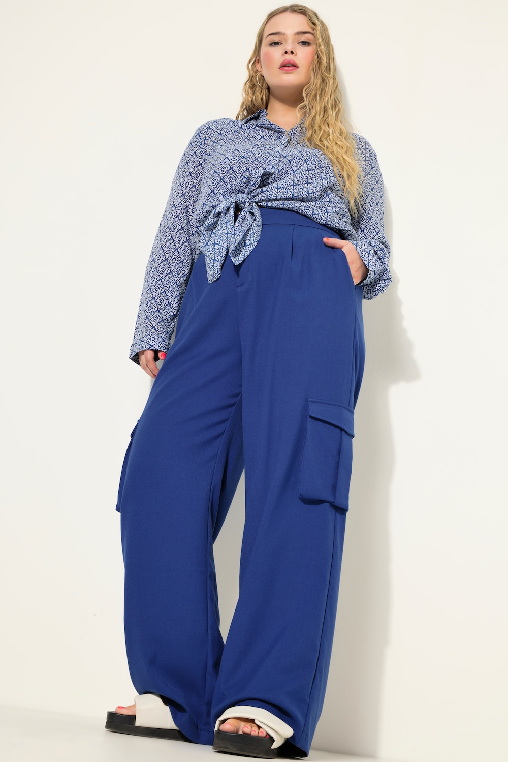 Große Größen Cargohose, Damen, blau, Größe: 56, Polyester/Viskose, Studio Untold von Studio Untold