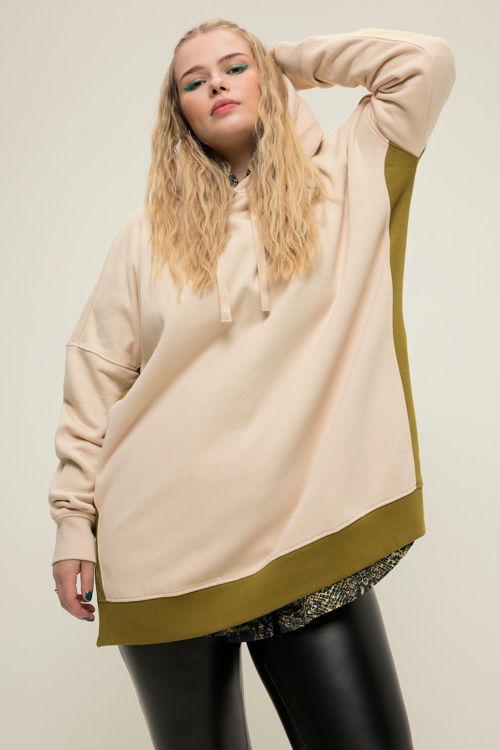 Große Größen Hoodie, Damen, beige, Größe: 46/48, Baumwolle/Polyester, Studio Untold von Studio Untold