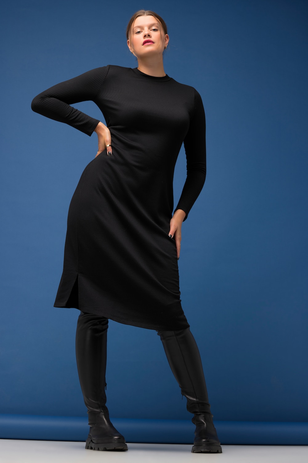 Große Größen Jersey-Midikleid, Damen, schwarz, Größe: 42/44, Polyester/Viskose, Studio Untold von Studio Untold