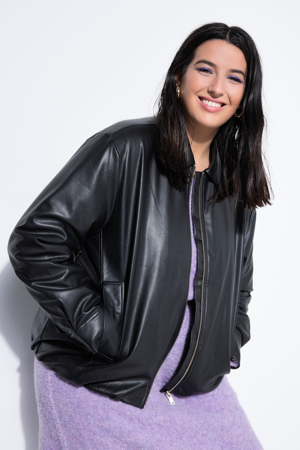 Große Größen Lederoptik-Blouson, Damen, schwarz, Größe: 58/60, Polyester/Synthetische Fasern, Studio Untold von Studio Untold