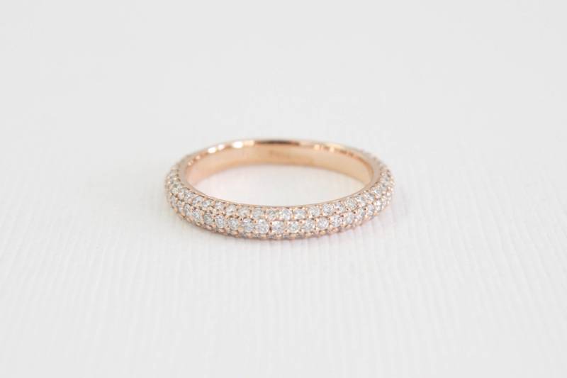 3-Reihiges Micro Pave "Diamantband, Diamant-Ehering Aus 18K Rosegold von Studio1040