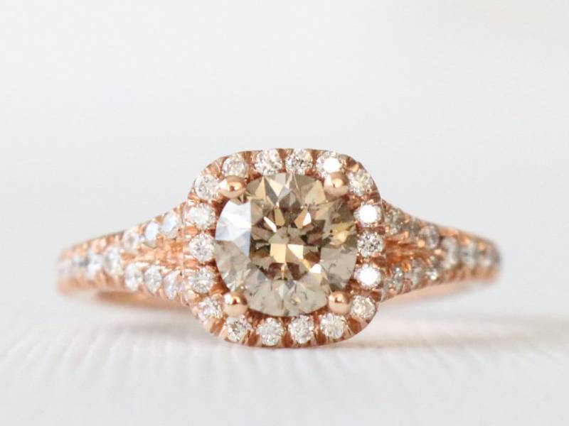 Champagner Diamant Halo Verlobungsring 14K Rosegold Split Schaft von Studio1040