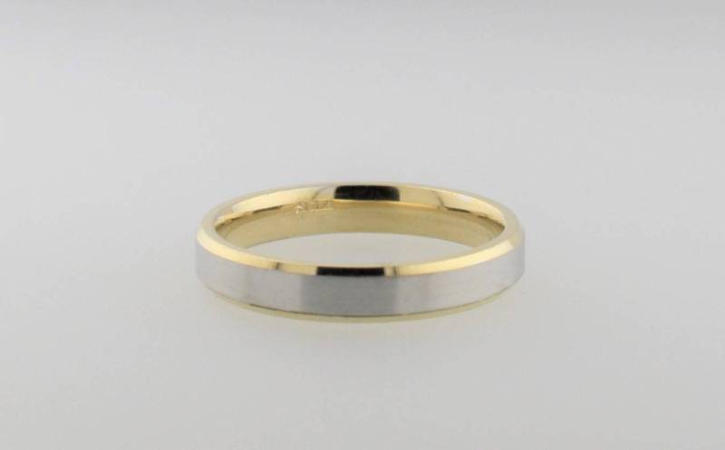 Handgemachter Herrenring Aus 14K Zweifarbigem Gelb - Und Weißgold von Studio1040